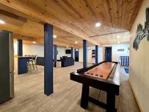 Lakeside, spacious, king bed, game room, fire pit - Image 4