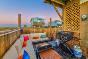 Feb Specials~Walk to Beach~Pets! - Image 3