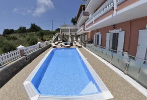 Chrinos House - Image 4