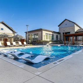 ResortStyle Haven w/ Prime Amenities & A+Location - Image 3