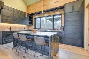 Modern Necedah Home: Hot Tub, Woods & Lake Access - Image 4