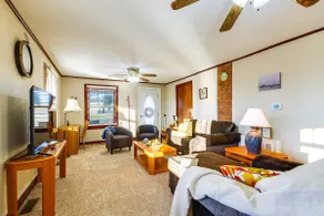 2 Mi to Stockton Lake: Family Home w/ Grill - Image 3