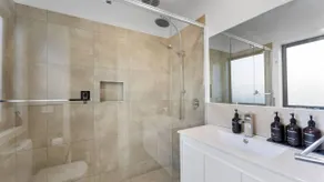 Bendigo Lakeside – Stay 3 Pay 2 - Image 5