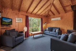 Canobolas Mountain Two-Bedroom Cabin 1 - Image 2