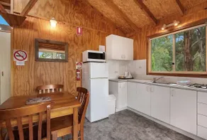Canobolas Mountain Two-Bedroom Cabin 1 - Image 3