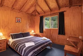 Canobolas Mountain Two-Bedroom Cabin 1 - Image 5