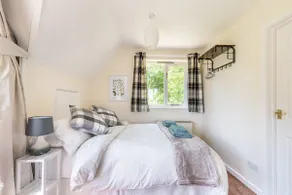Host & Stay The Lodge at Alderfen View - Image 3