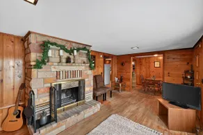 Honeywood-Sleeps 7- Fall Weekends on the Water - Image 4