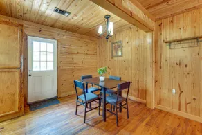 6 Mi to Main St Poplarville: Cabin w/ Pasture View - Image 4