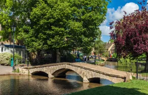 Stunning 2 Bedroom Home in Bourton-on-the-Water - Image 3