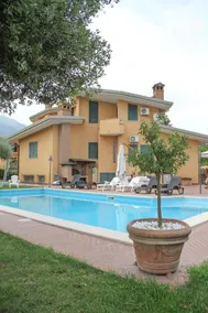 Villa Boteroom Relay - Image 5