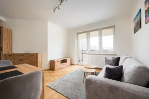 Bemowo Spacious Apartment by BookingHost - Image 2