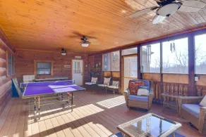 Pets Welcome! Shenandoah Log Home w/ Hot Tub - Image 3