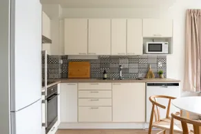 Stylish two-storey home, parking and sauna - Image 3