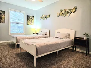 Eagles Rest Home • Sleeps 7 • Minutes to Army Base - Image 4