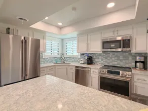 Cozy Beach House with a Short Walk to the Beach & More! - Image 4