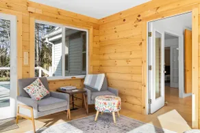 Sea Salt Escape | Modern 3-Bedroom St George Rent - Image 5