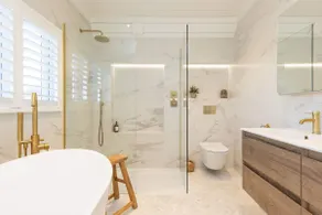 Luxury Beachfront Retreat for 14 with Hot Tub - Image 4