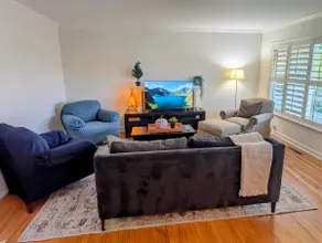 Spacious 3BR Entire House Family & Pet Friendly - Image 4
