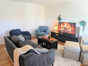 Spacious 3BR Entire House Family & Pet Friendly - Image 5