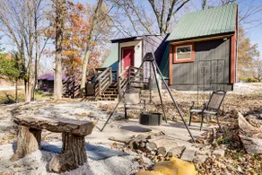 5 Mi to Old Odessa: Cabin w/ Deck & Rural Views - Image 2