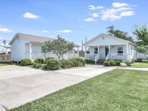 Coast Oaks Cottage 2 1 Bedroom Cottage by RedAwning - Image 5