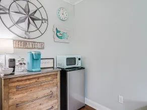 Coast Oaks Cottage 2 1 Bedroom Cottage by RedAwning - Image 2