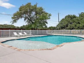 Coastal Retreat - Image 2