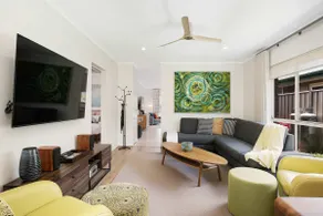 Cerca Del Agua, Chic Coastal Home Steps From Beach - Image 3