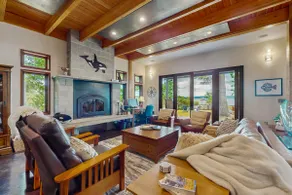 Waterfront estate with easy ferry access to FIFA - Image 5