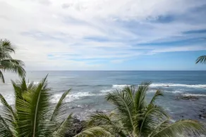Lovely 2BR Oceanfront 4th-Floor | Balcony | Pool - Image 2