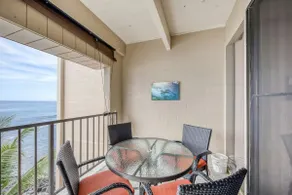 Lovely 2BR Oceanfront 4th-Floor | Balcony | Pool - Image 3