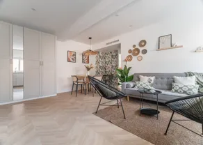 Bright cozy - 2 Bdrs 2 Baths -Barrio Salamanca - Image 3