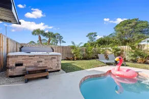 The Flamingo House: Pool, Hot tub, Game Room - Image 2