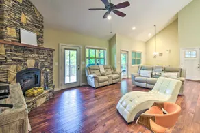 Cozy Riverside Dahlonega Home w/ Kayaks + Fire Pit - Image 3