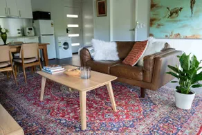 Romantic Figtree Eco Lodge - Walk to Curtis Falls - Image 3