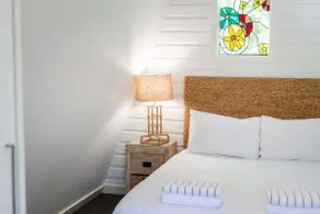 Bayshore Bungalow 6 - Oceanstays - Image 3