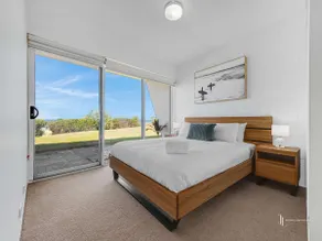 Direct Beachfront Townhouse - Image 5