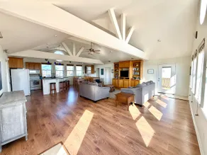 Paloma Beach House - Image 3