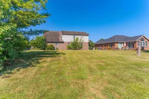 Shoreham Luxe Vibrant 4BR 2,5BA with Waterfront - Image 3