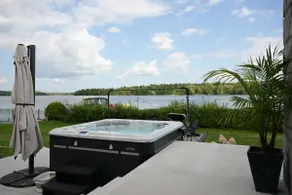 Spa & Comfort - Chalet KG Petit lac Lambton - Image 3