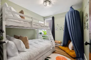 Fossil Flats 3BR Designer Home in Centre of Town - Image 5