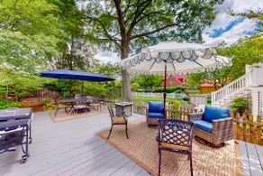 4BR | Downtown | Pet Friendly | Back Patio - Image 2