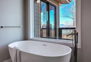 3BR Home with Long Range Mountain Views - Image 5