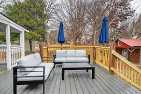 Westover Hills Cottage / Hot Tub/ 5 beds/ 2 bath - Image 5