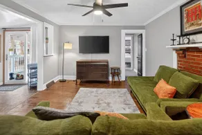 Westover Hills Cottage / Hot Tub/ 5 beds/ 2 bath - Image 3