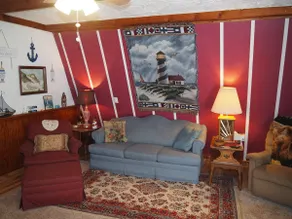 Emanuel - Cute Upstairs Apt / AC / Great Location - Image 5