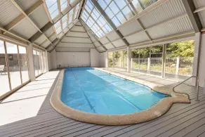 Bungaree: 3BR w/ bush view and shared pool access! - Image 2