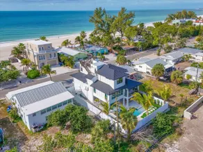 Nirvana Sunset~Across from Beach, Heated Pool/Spa! - Image 4