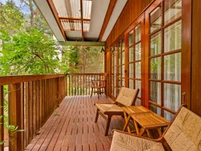 The Lilli Pad- A Tranquil Garden Stay - Image 3